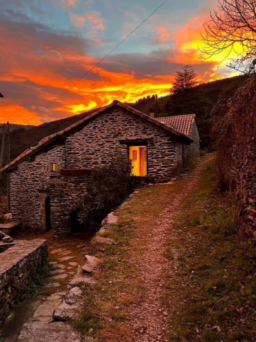 Maison rurale au cœur des Cévennes Ardéchoises Dompnac Exterior foto