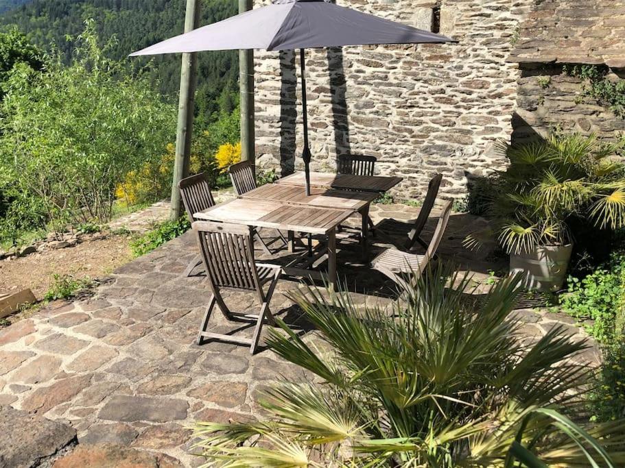 Maison rurale au cœur des Cévennes Ardéchoises Dompnac Exterior foto